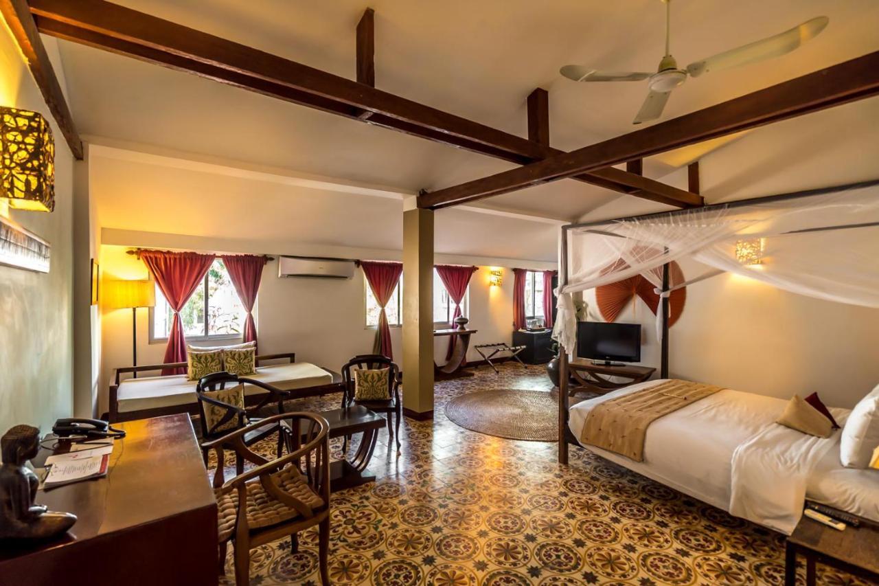 Villa Langka Hotel & Restaurant Πνομ Πενχ Εξωτερικό φωτογραφία